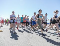 В Архангельске прошел 37-й марафон любителей бега «Гандвик»